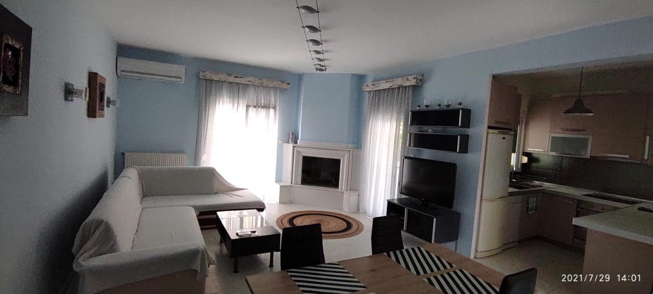 Epavlis Apartment Néa Péramos Exteriér fotografie