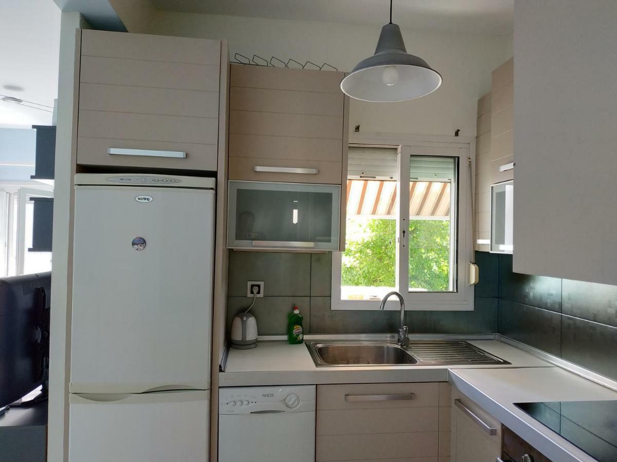 Epavlis Apartment Néa Péramos Exteriér fotografie