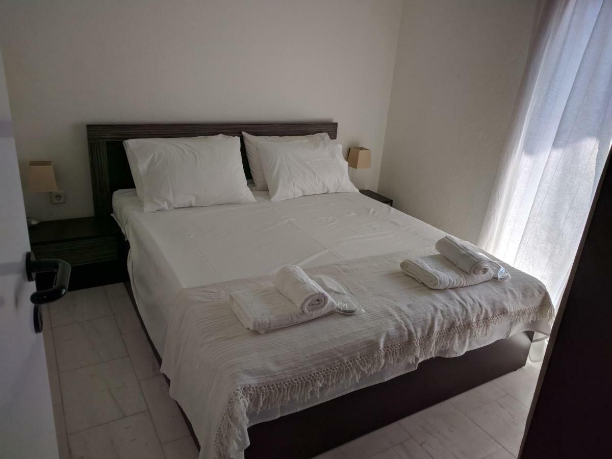Epavlis Apartment Néa Péramos Exteriér fotografie