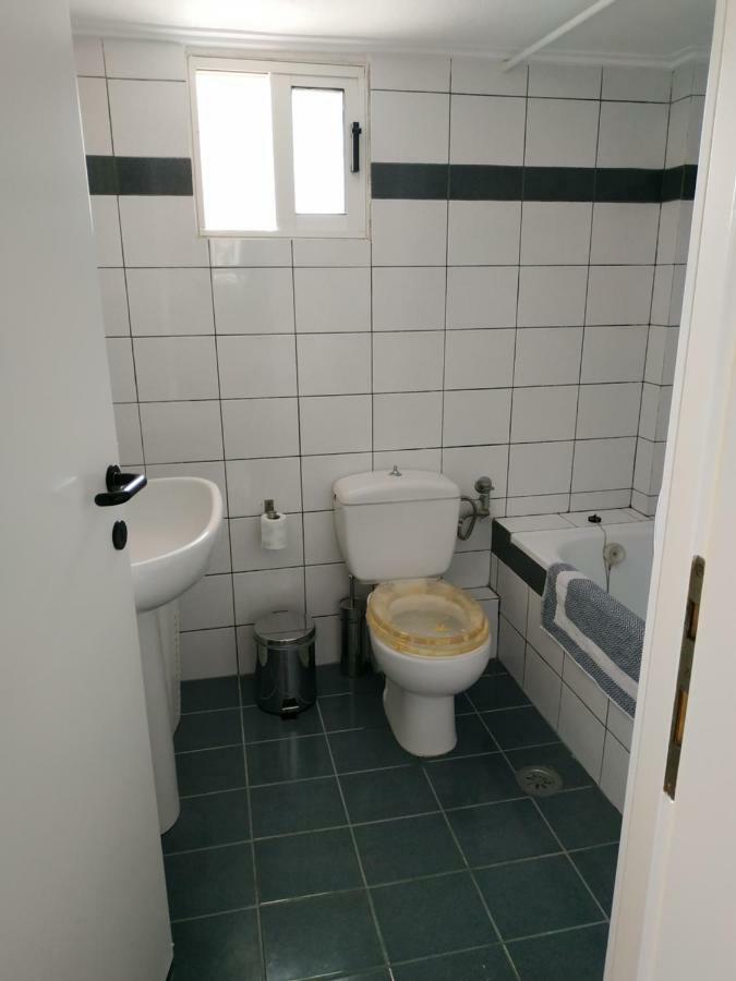 Epavlis Apartment Néa Péramos Exteriér fotografie