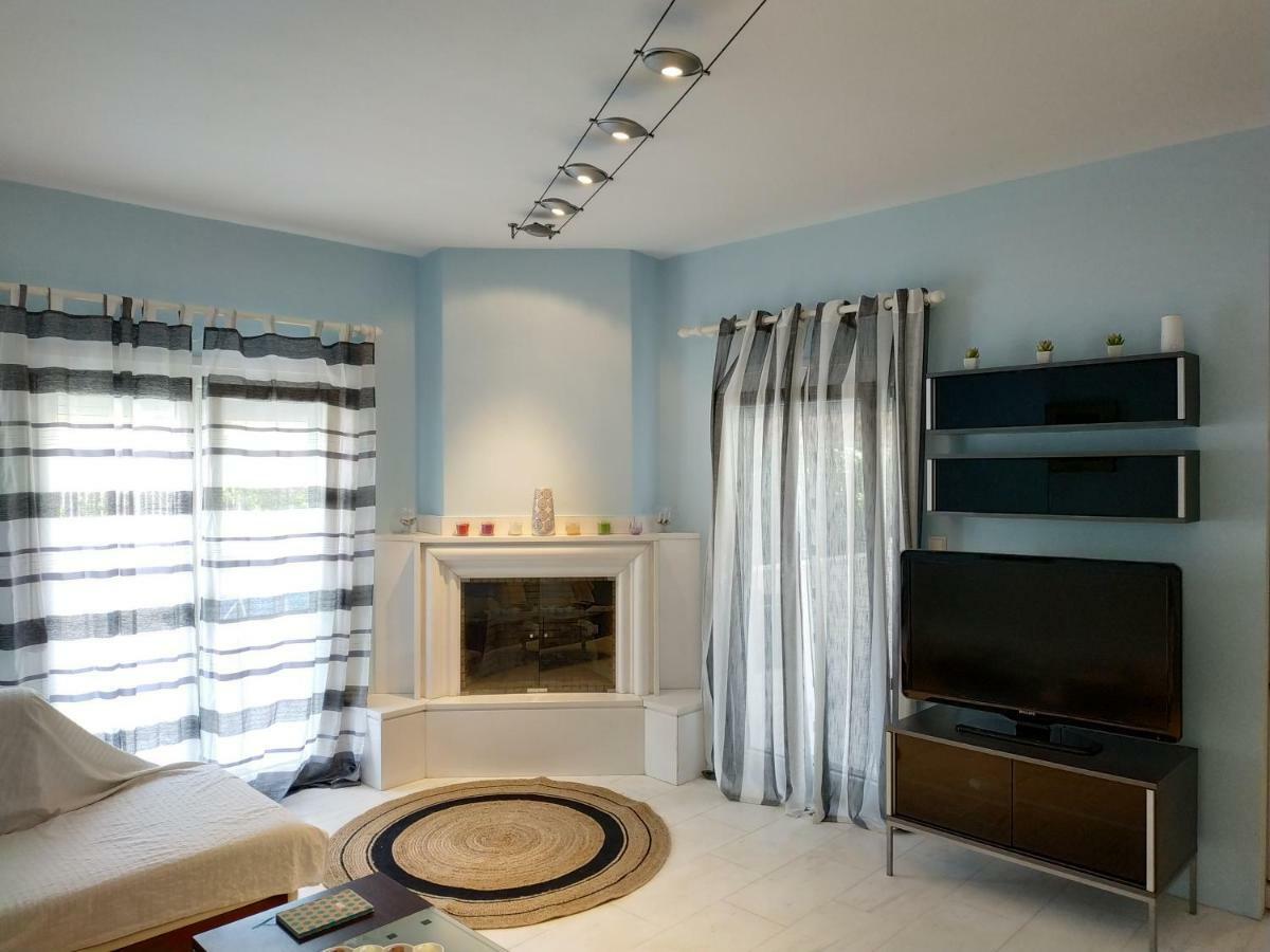 Epavlis Apartment Néa Péramos Exteriér fotografie